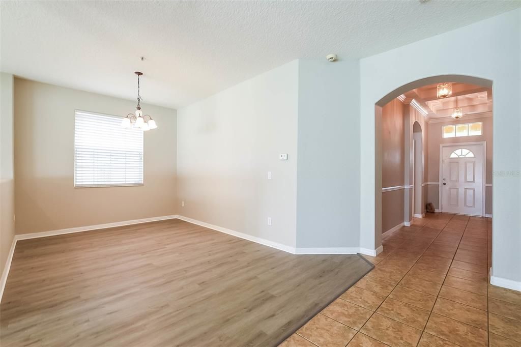 For Sale: $469,000 (3 beds, 2 baths, 1754 Square Feet)