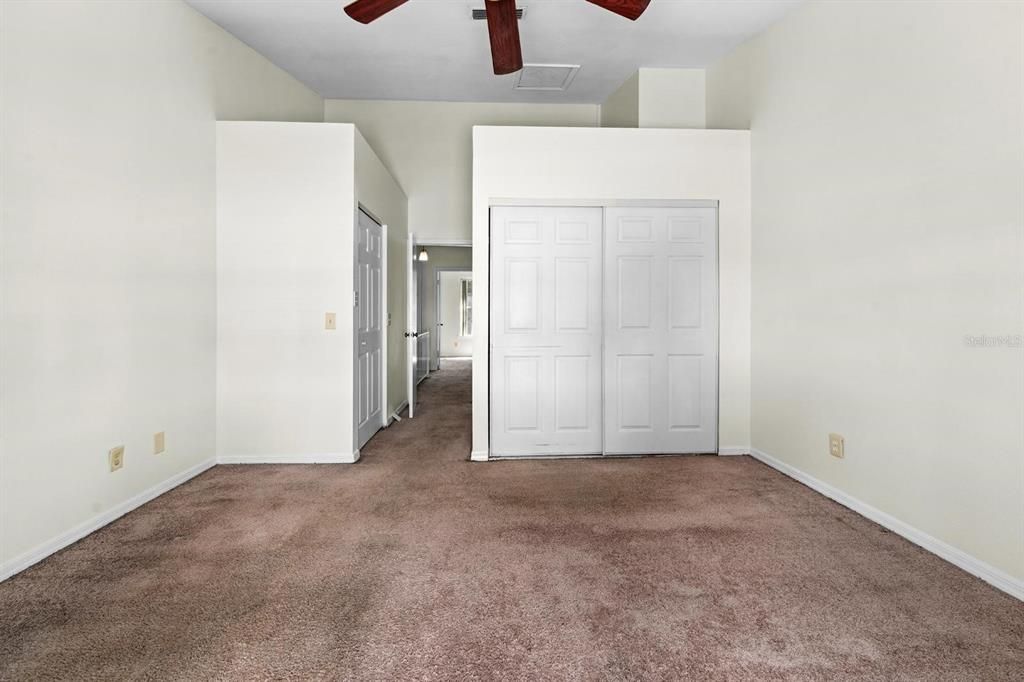 For Rent: $1,950 (2 beds, 2 baths, 1200 Square Feet)