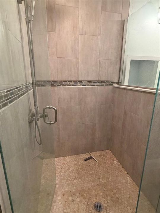 En Venta: $399,900 (2 camas, 2 baños, 1800 Pies cuadrados)