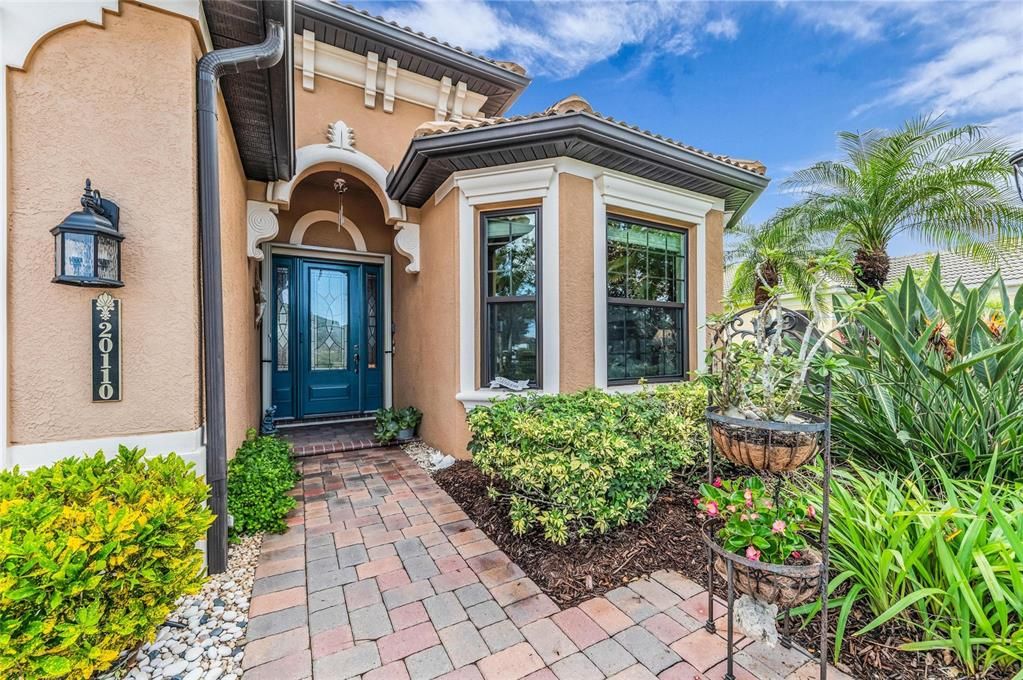 Active With Contract: $649,000 (2 beds, 2 baths, 2067 Square Feet)
