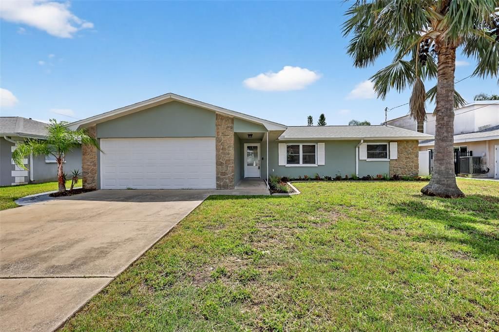 For Sale: $499,000 (3 beds, 2 baths, 1399 Square Feet)