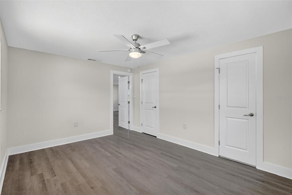 For Sale: $499,000 (3 beds, 2 baths, 1399 Square Feet)
