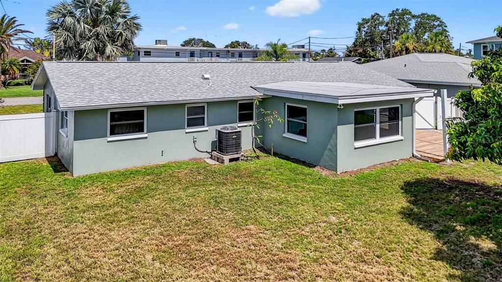 For Sale: $499,000 (3 beds, 2 baths, 1399 Square Feet)