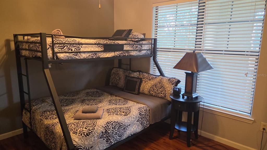 En Venta: $145,000 (2 camas, 2 baños, 1039 Pies cuadrados)