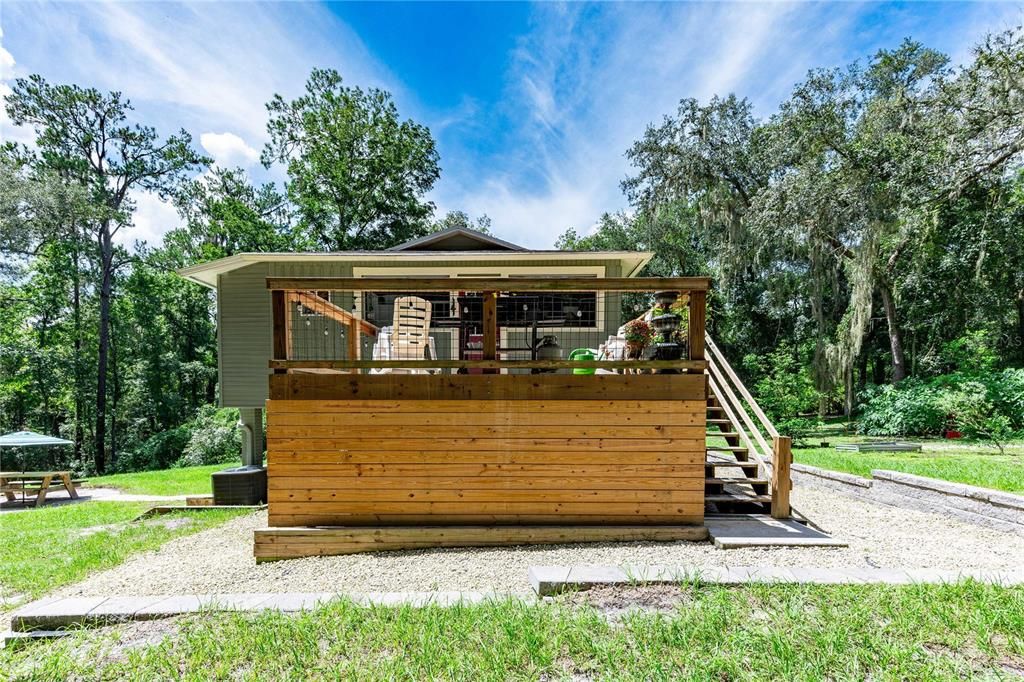 For Sale: $729,000 (5 beds, 3 baths, 2264 Square Feet)