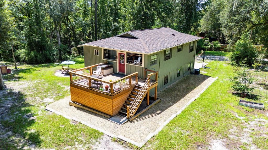 For Sale: $729,000 (5 beds, 3 baths, 2264 Square Feet)