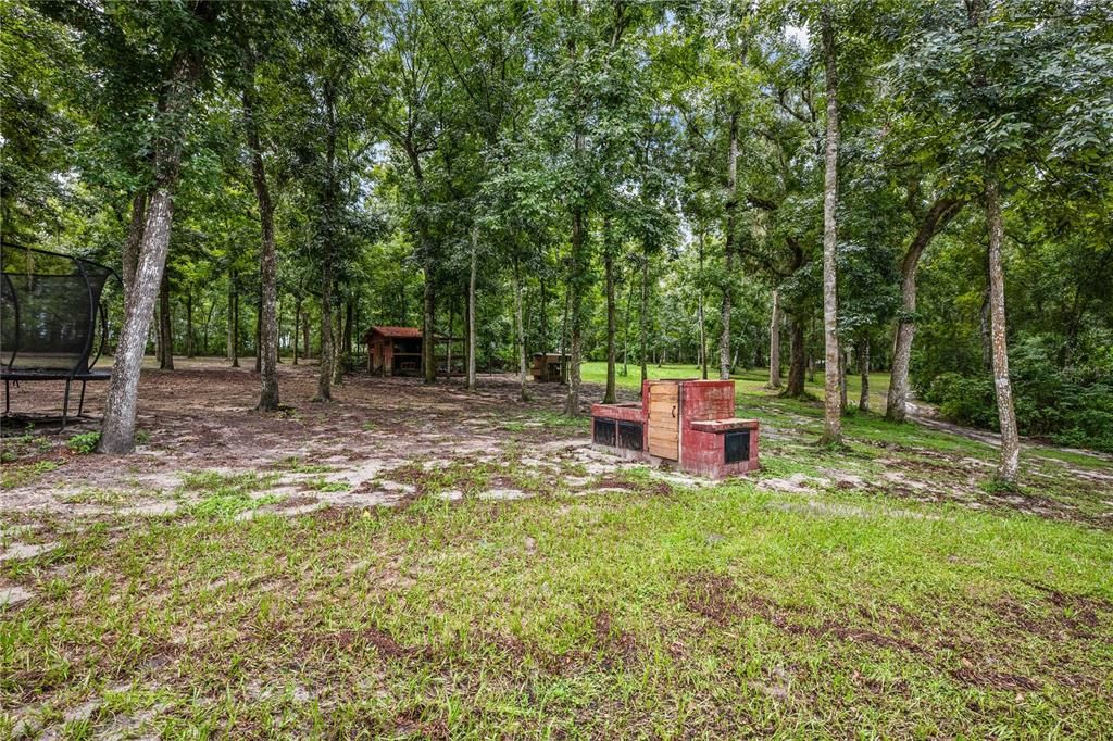 For Sale: $729,000 (5 beds, 3 baths, 2264 Square Feet)