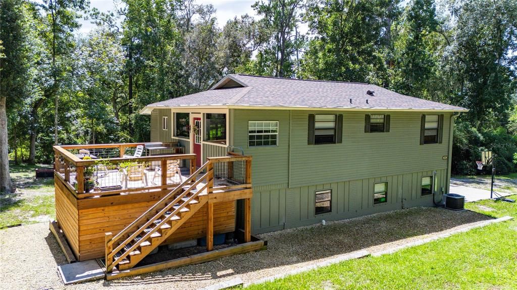 For Sale: $729,000 (5 beds, 3 baths, 2264 Square Feet)