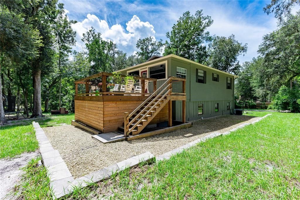 For Sale: $729,000 (5 beds, 3 baths, 2264 Square Feet)