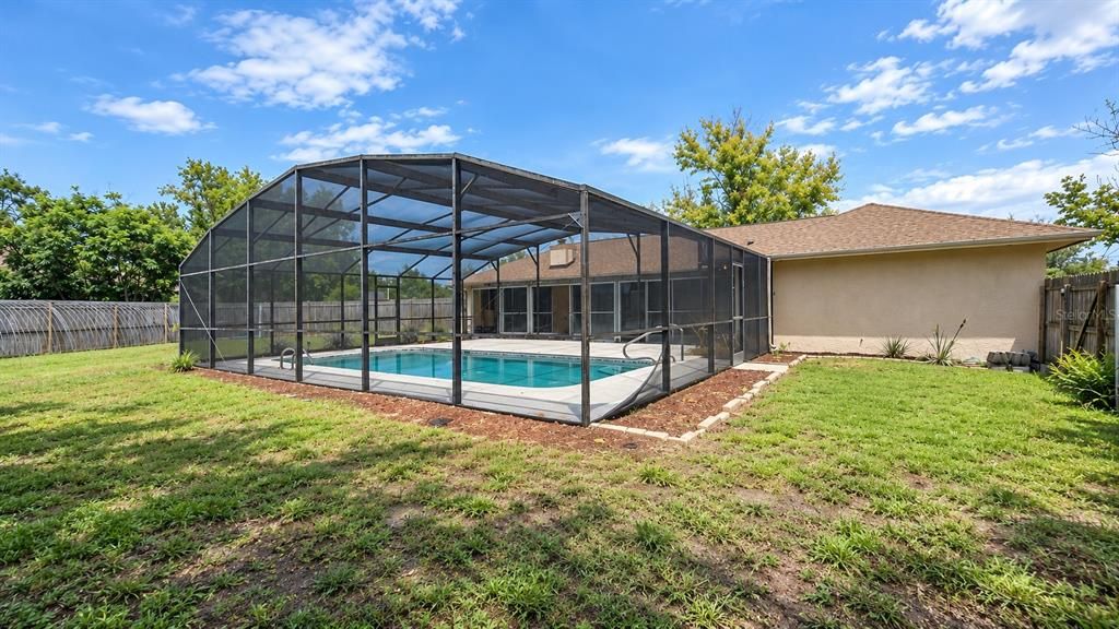На продажу: $374,900 (3 спален, 2 ванн, 1626 Квадратных фут)