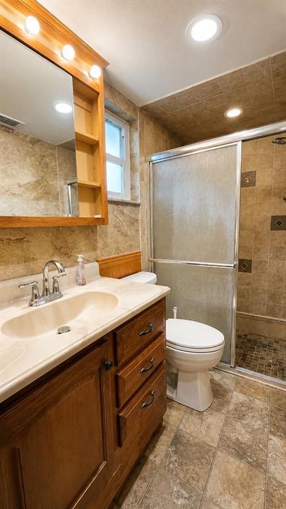 На продажу: $374,900 (3 спален, 2 ванн, 1626 Квадратных фут)