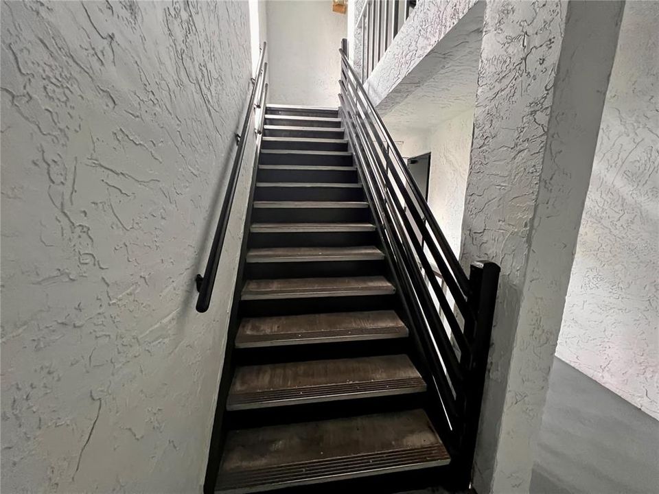 В аренду: $2,350 (2 спален, 2 ванн, 850 Квадратных фут)