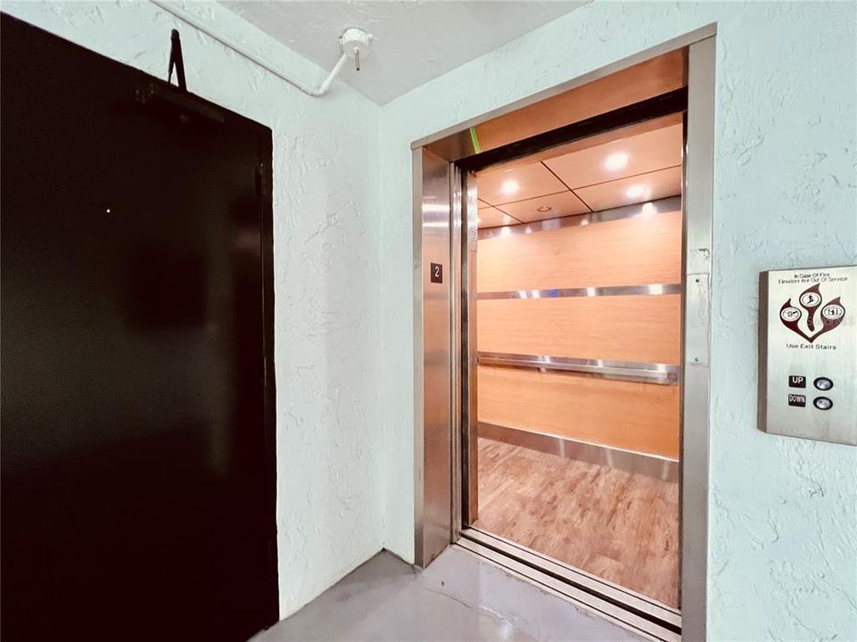 В аренду: $2,350 (2 спален, 2 ванн, 850 Квадратных фут)
