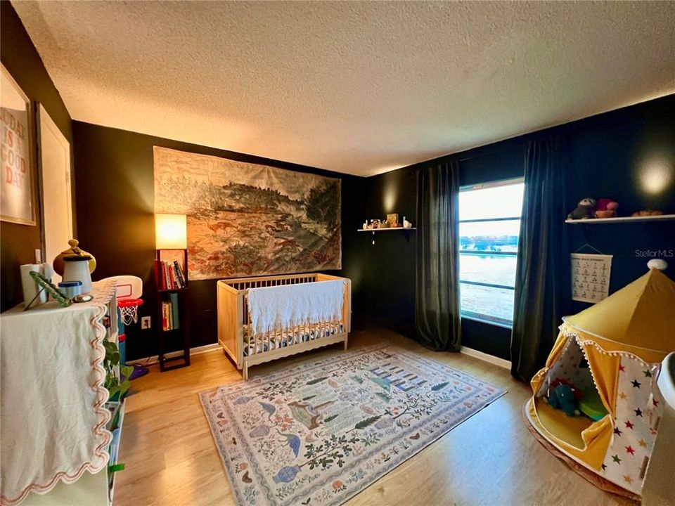 В аренду: $2,350 (2 спален, 2 ванн, 850 Квадратных фут)