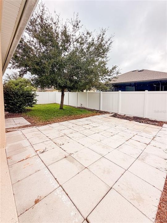For Sale: $390,000 (3 beds, 2 baths, 2046 Square Feet)