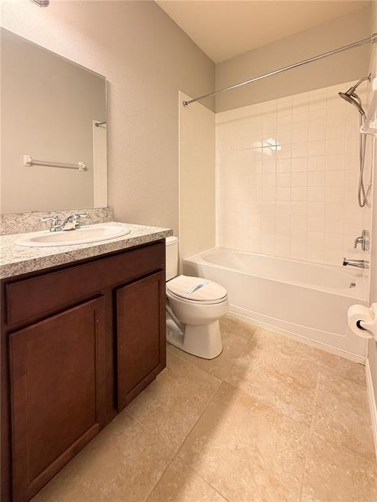 For Sale: $390,000 (3 beds, 2 baths, 2046 Square Feet)