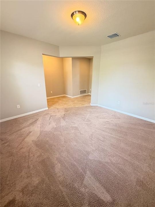 For Sale: $390,000 (3 beds, 2 baths, 2046 Square Feet)
