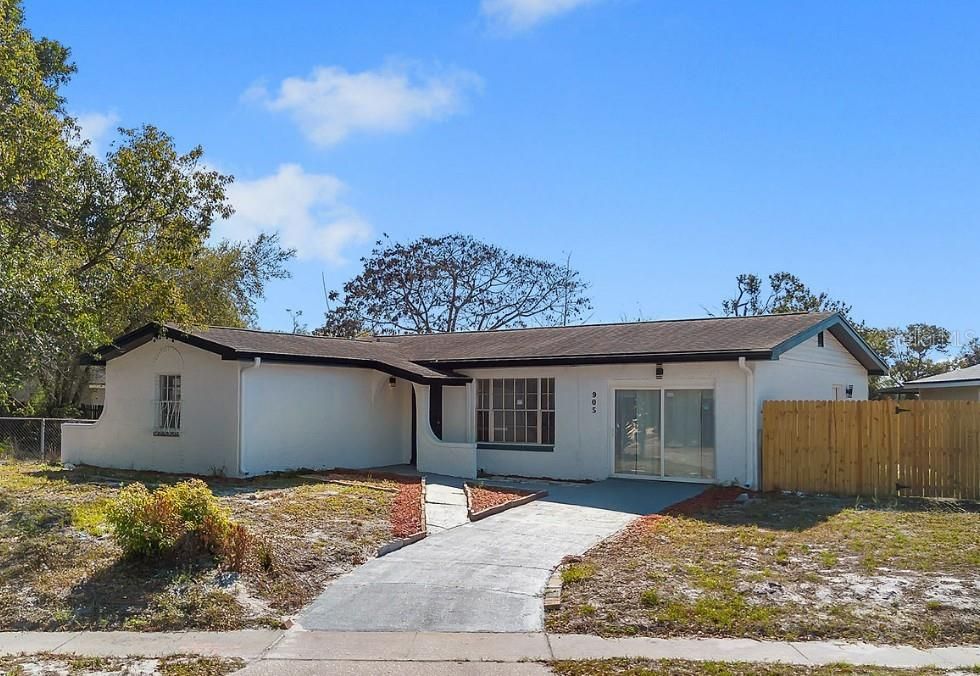 For Rent: $2,895 (3 beds, 2 baths, 1485 Square Feet)