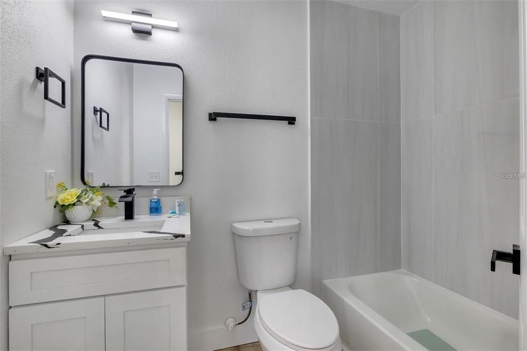 For Rent: $2,895 (3 beds, 2 baths, 1485 Square Feet)