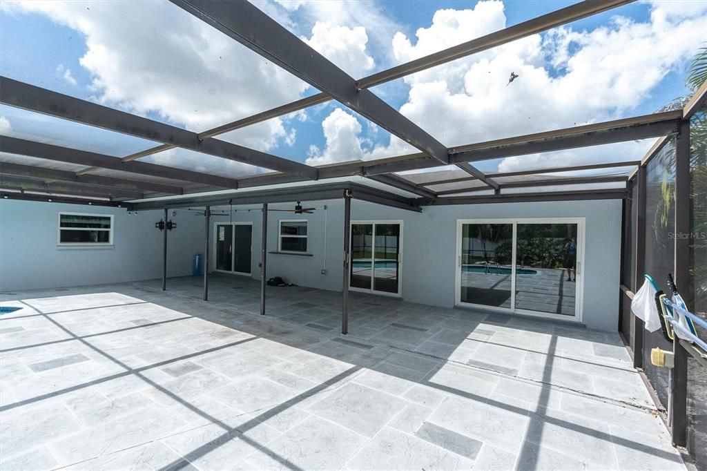 For Sale: $624,999 (3 beds, 2 baths, 1622 Square Feet)