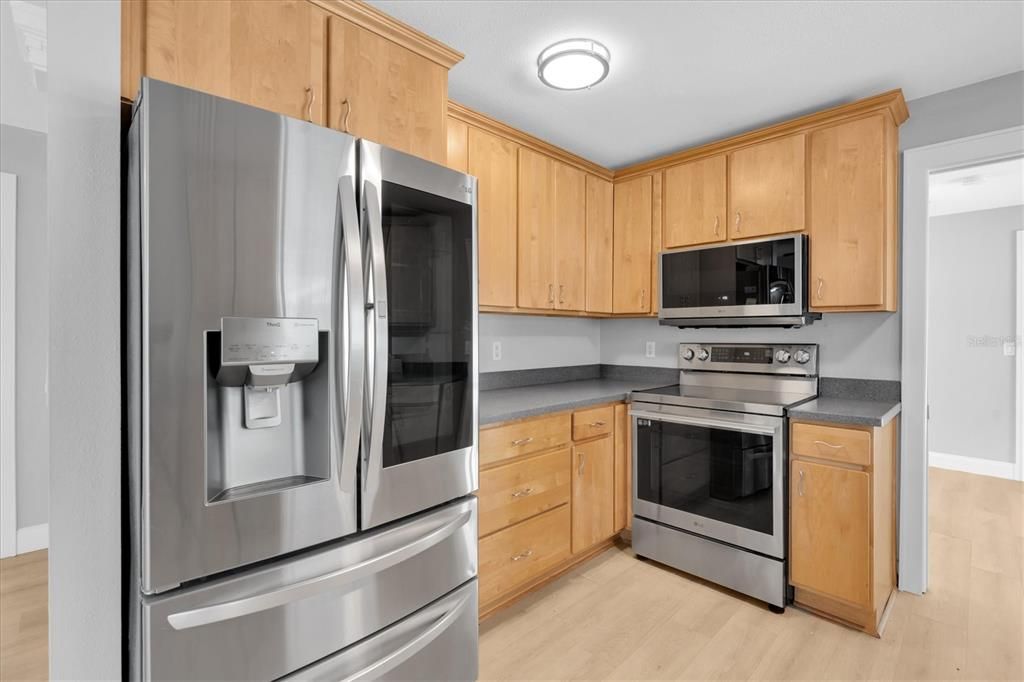 For Sale: $624,999 (3 beds, 2 baths, 1622 Square Feet)