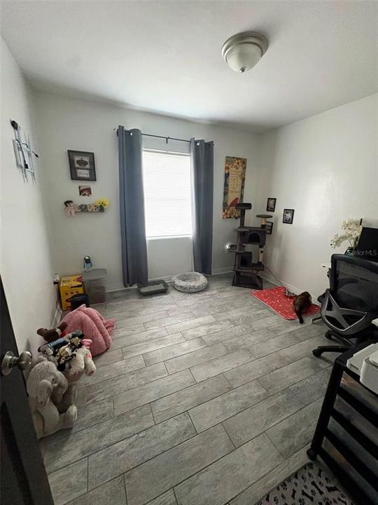 На продажу: $275,000 (3 спален, 2 ванн, 1114 Квадратных фут)