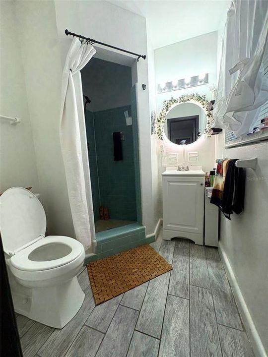 На продажу: $275,000 (3 спален, 2 ванн, 1114 Квадратных фут)
