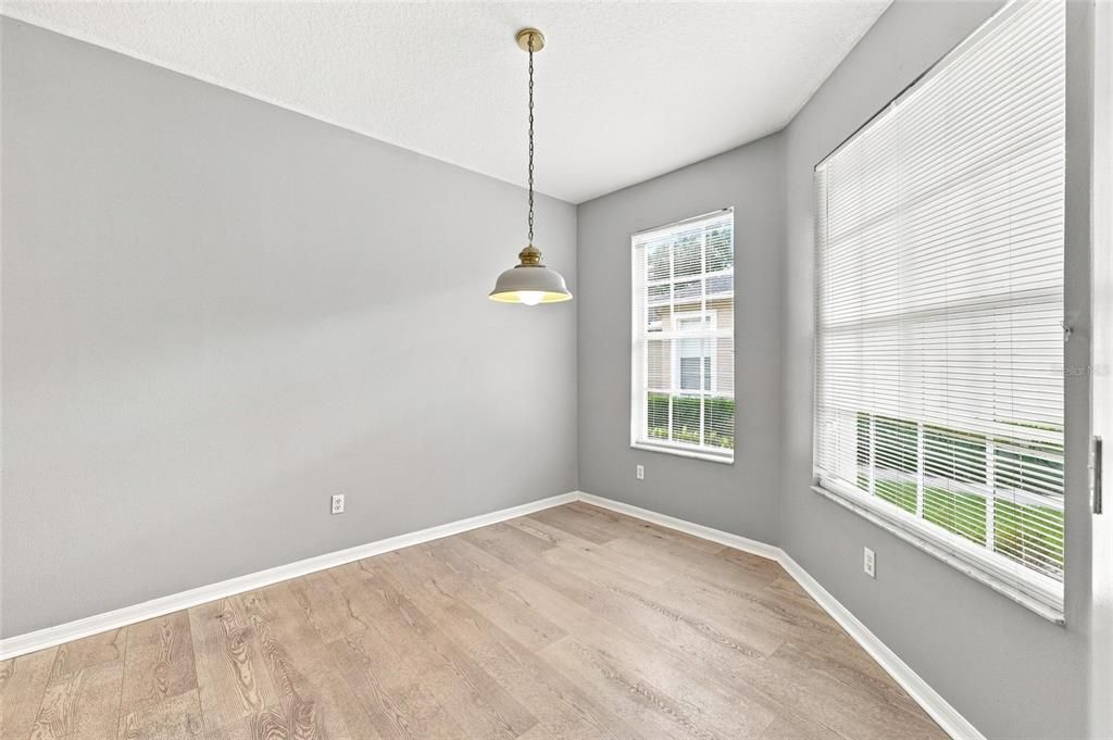 For Sale: $295,000 (2 beds, 2 baths, 1552 Square Feet)