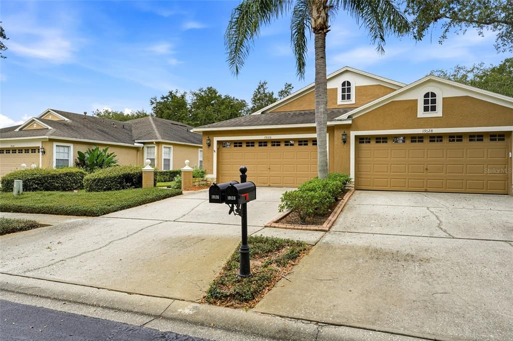 For Sale: $295,000 (2 beds, 2 baths, 1552 Square Feet)