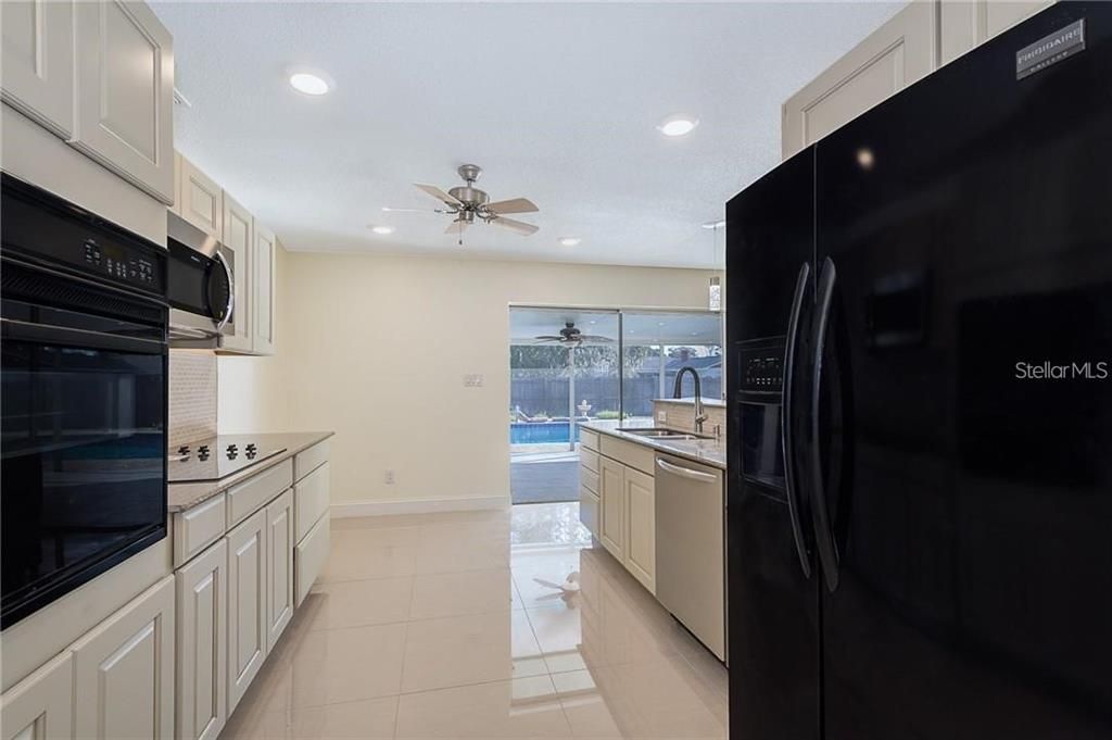 For Rent: $3,500 (4 beds, 2 baths, 2240 Square Feet)
