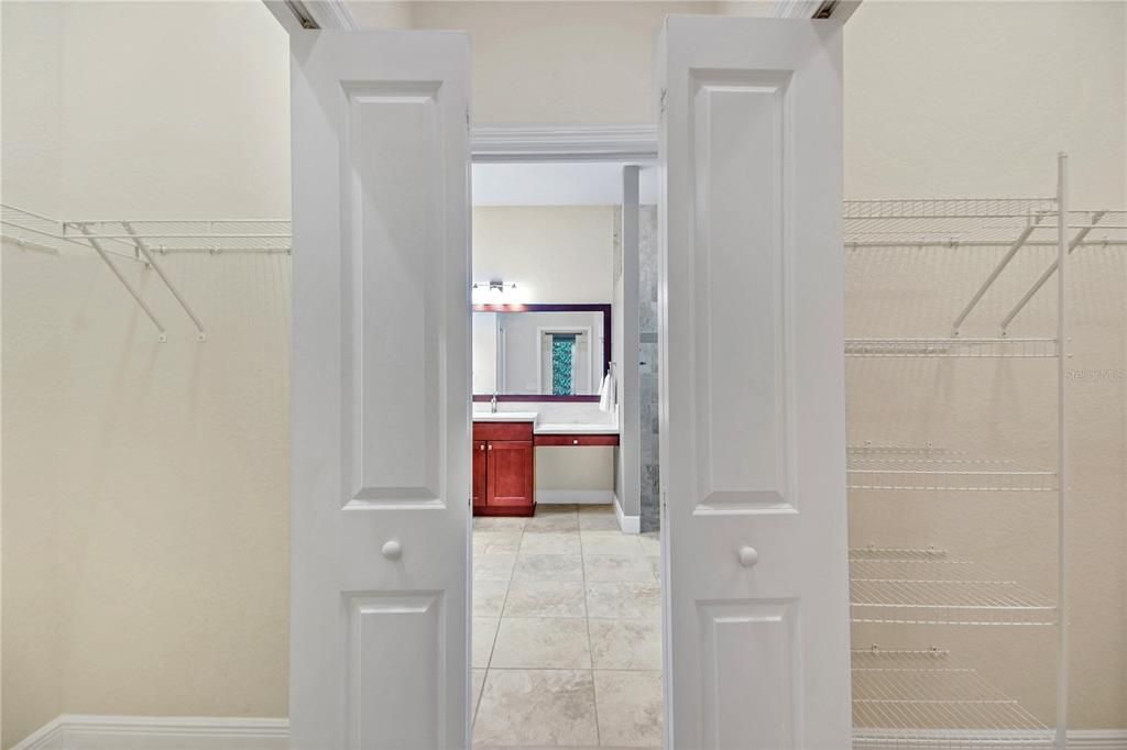 For Sale: $449,900 (3 beds, 2 baths, 2340 Square Feet)
