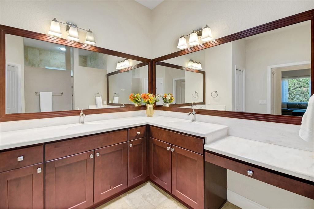 For Sale: $449,900 (3 beds, 2 baths, 2340 Square Feet)