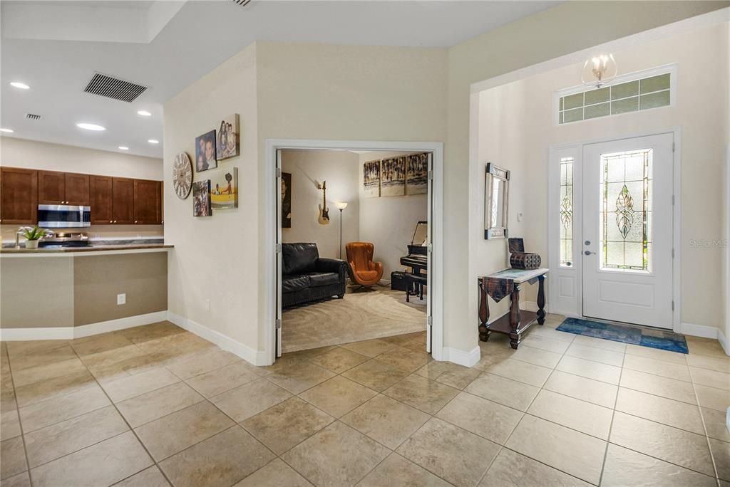 For Sale: $449,900 (3 beds, 2 baths, 2340 Square Feet)