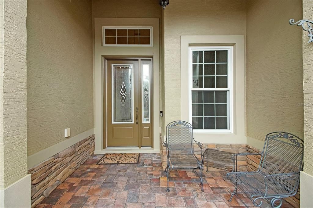 For Sale: $449,900 (3 beds, 2 baths, 2340 Square Feet)