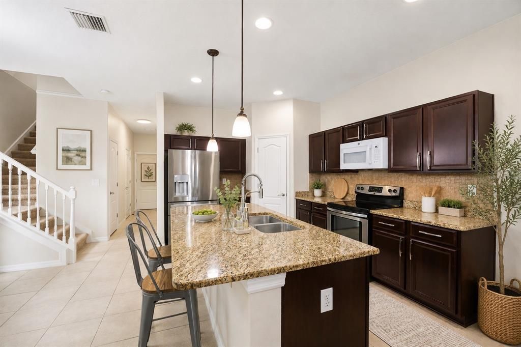 For Sale: $355,000 (4 beds, 2 baths, 2146 Square Feet)