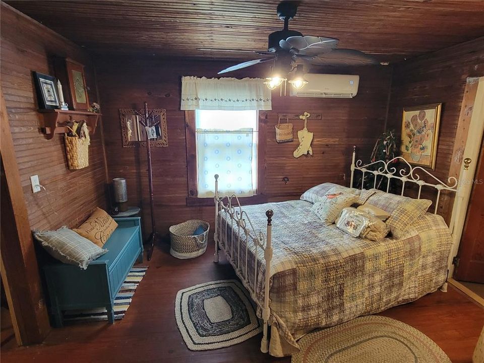 En Venta: $324,777 (2 camas, 1 baños, 660 Pies cuadrados)