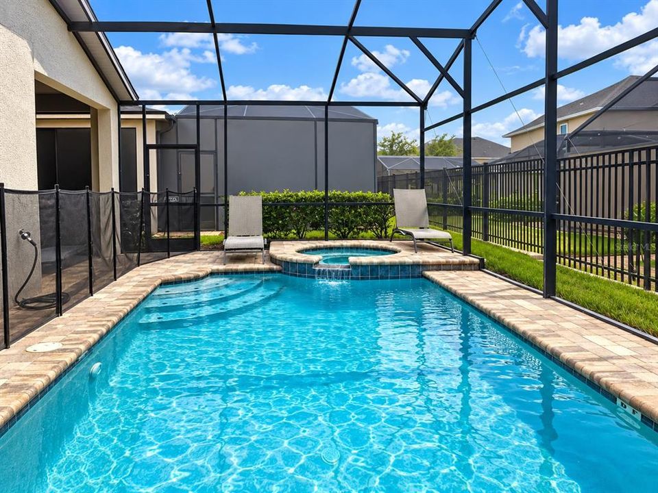 En Venta: $629,000 (7 camas, 6 baños, 3533 Pies cuadrados)
