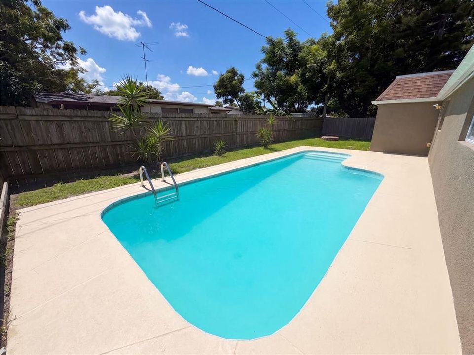 En Venta: $275,000 (4 camas, 2 baños, 1546 Pies cuadrados)