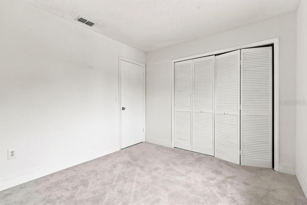 For Sale: $399,990 (4 beds, 2 baths, 1601 Square Feet)