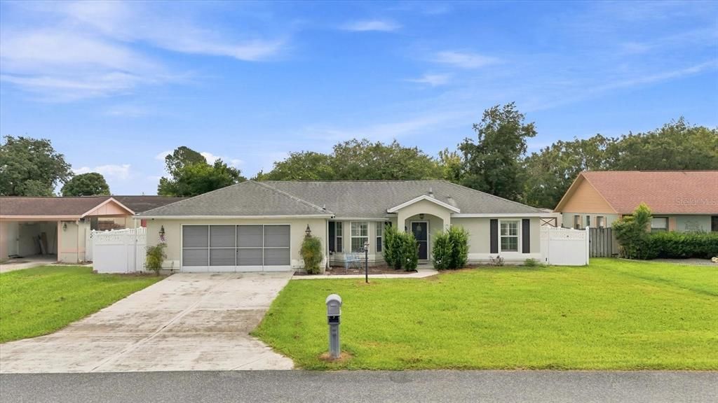 For Sale: $249,900 (3 beds, 2 baths, 1271 Square Feet)