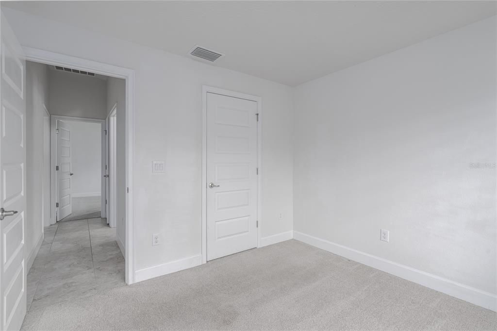 В аренду: $2,600 (3 спален, 2 ванн, 1718 Квадратных фут)