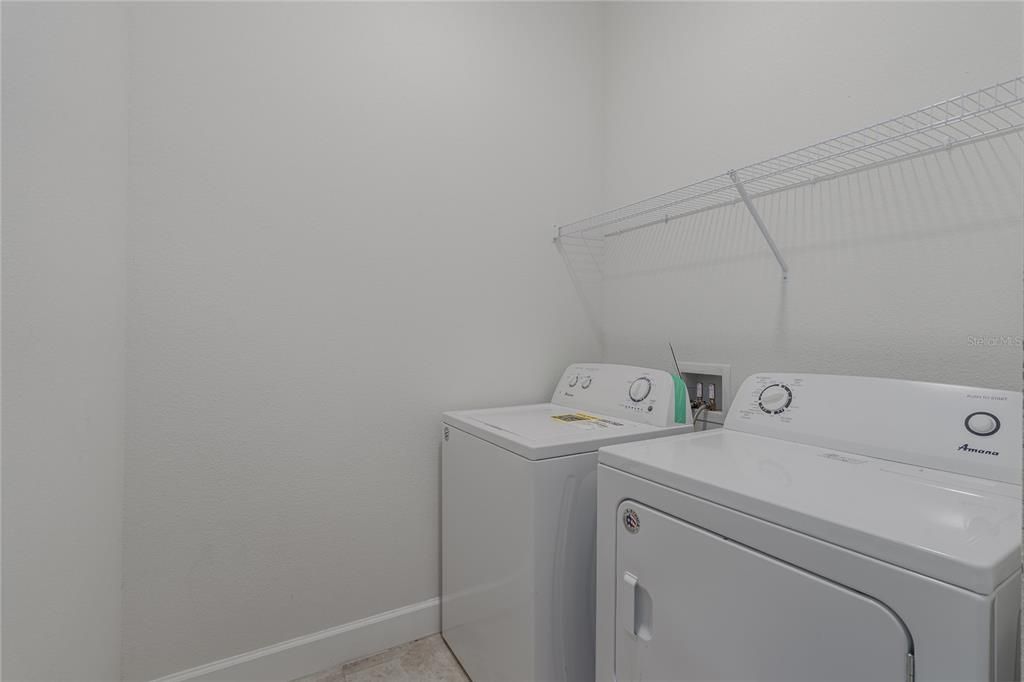 В аренду: $2,600 (3 спален, 2 ванн, 1718 Квадратных фут)