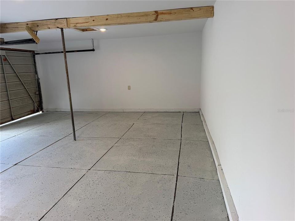 На продажу: $335,000 (3 спален, 2 ванн, 1054 Квадратных фут)