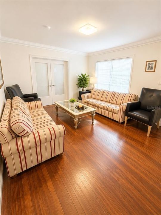 For Sale: $265,000 (4 beds, 2 baths, 1718 Square Feet)
