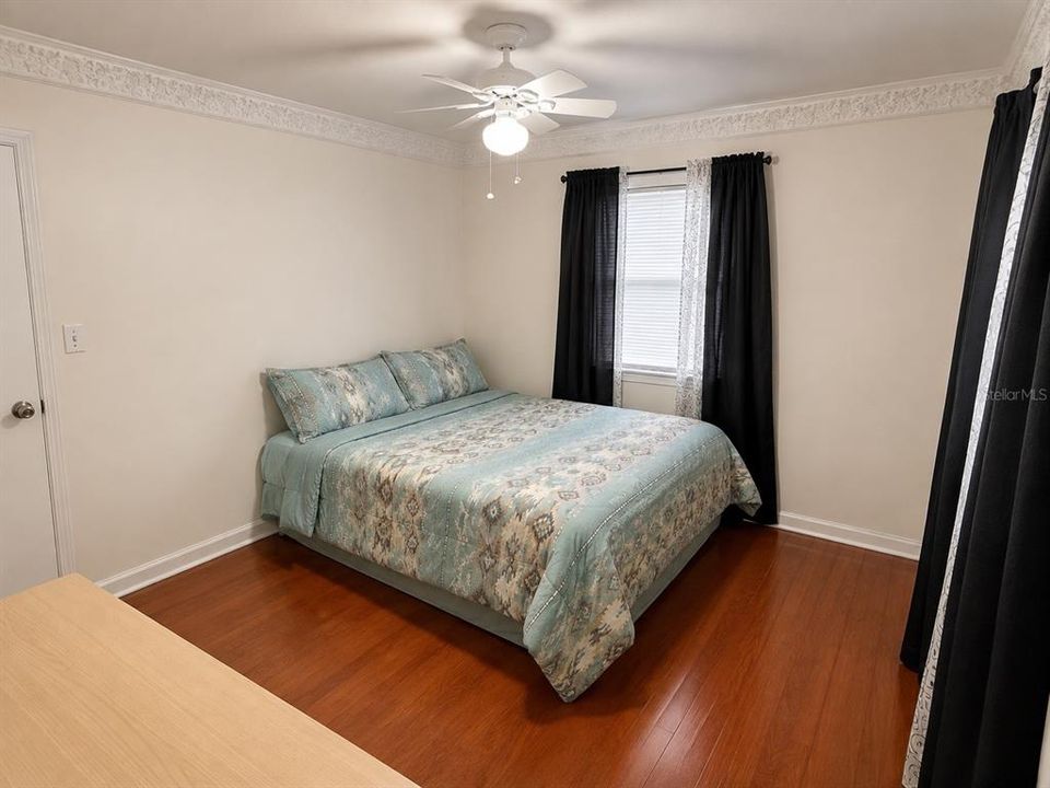 For Sale: $265,000 (4 beds, 2 baths, 1718 Square Feet)
