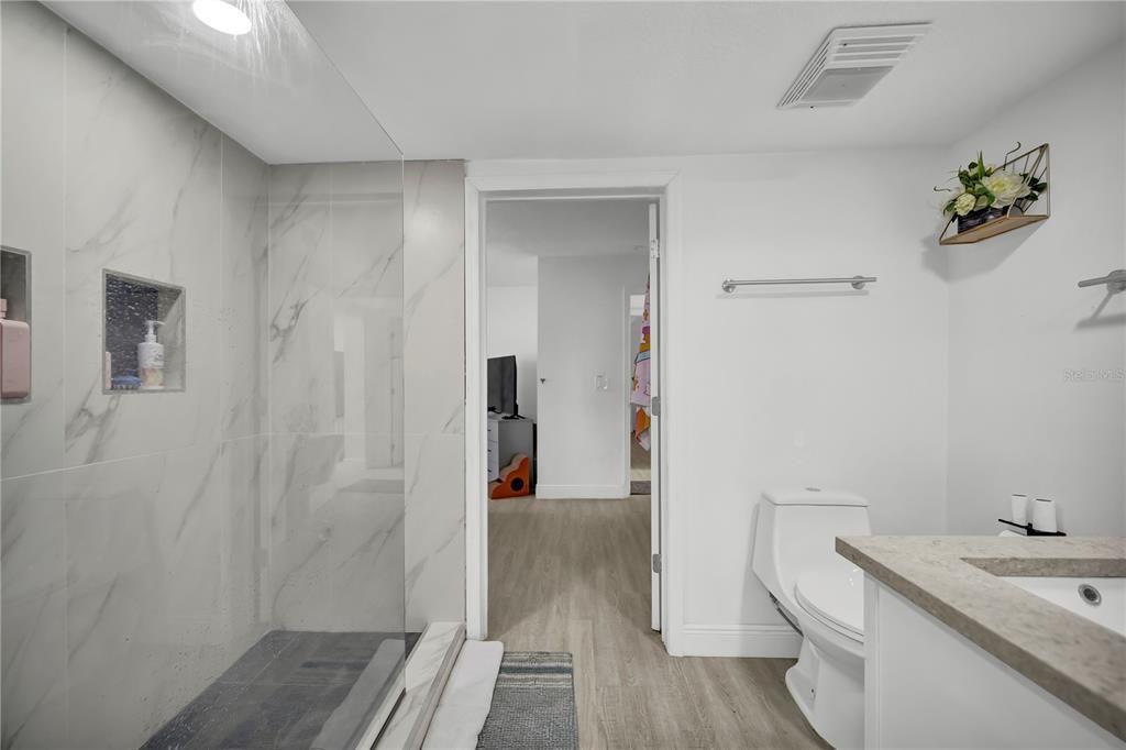 На продажу: $899,900 (5 спален, 4 ванн, 3358 Квадратных фут)