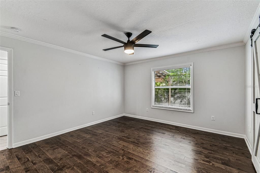 For Rent: $3,000 (3 beds, 2 baths, 1132 Square Feet)
