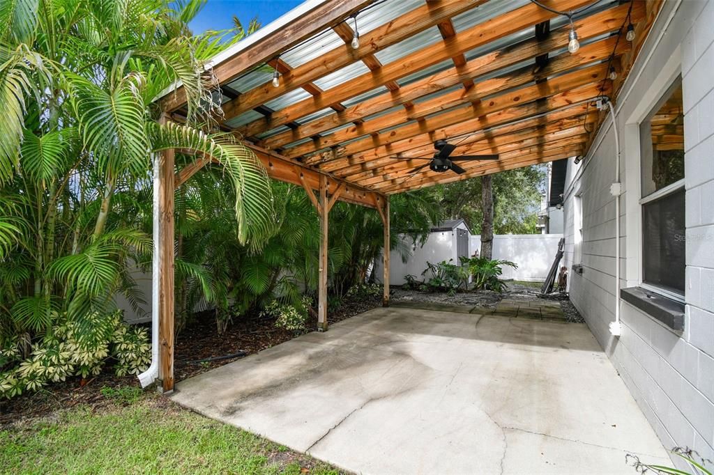 For Rent: $3,000 (3 beds, 2 baths, 1132 Square Feet)