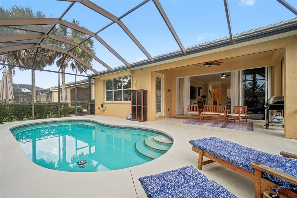 For Sale: $417,500 (3 beds, 2 baths, 1750 Square Feet)