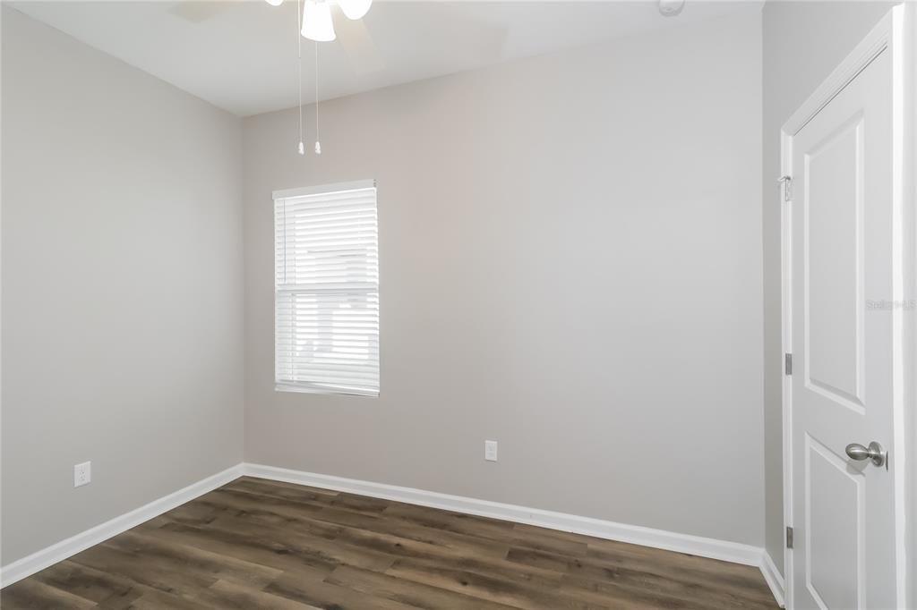 For Sale: $295,000 (3 beds, 2 baths, 1174 Square Feet)
